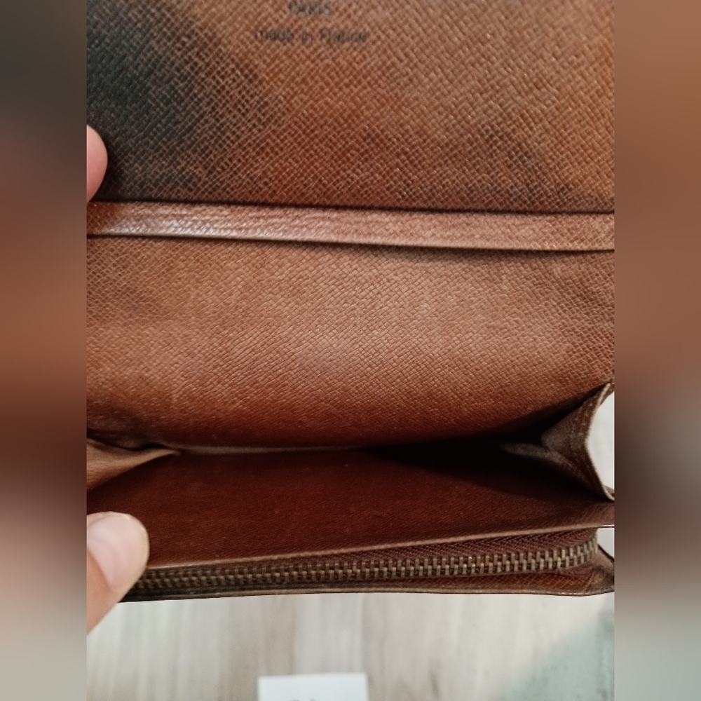 Louis Vuitton LV Monogram Porte Monnaie Tresor Wallet - Picture 6 of 12